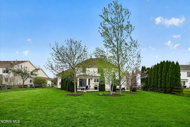 4742 Middle, Monclova, OH 43542