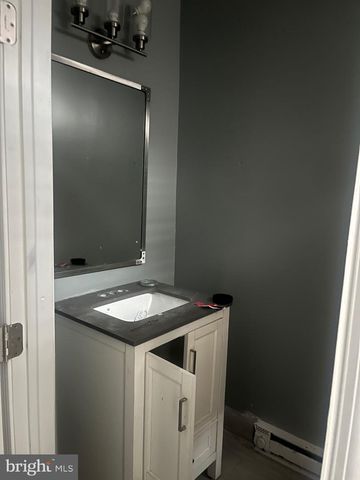 1017 N PINE ST, Wilmington, DE 19801