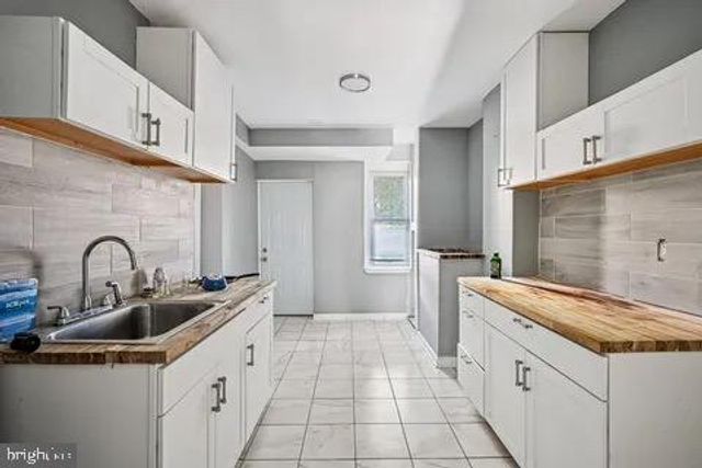 1017 N PINE ST, Wilmington, DE 19801