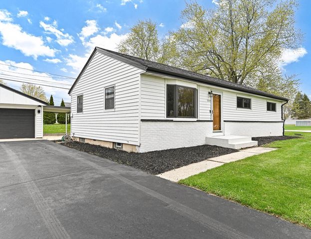 3351 Carol COURT, Oak Creek, WI 53154