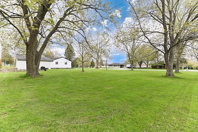 3351 Carol COURT, Oak Creek, WI 53154