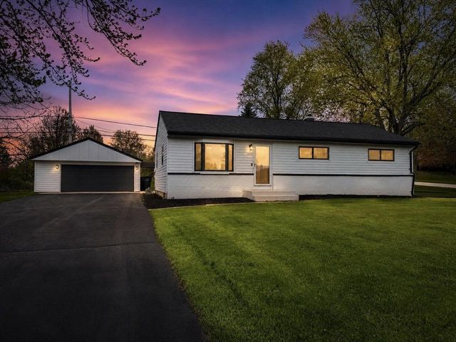 3351 Carol COURT, Oak Creek, WI 53154