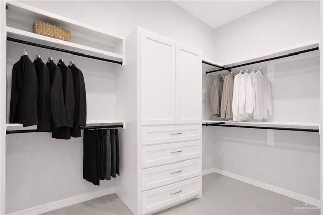 8110 N 49th Lane, Mcallen, TX 78504