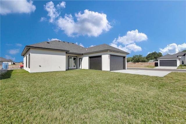 8110 N 49th Lane, Mcallen, TX 78504