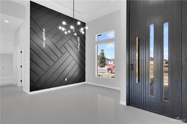 8110 N 49th Lane, Mcallen, TX 78504