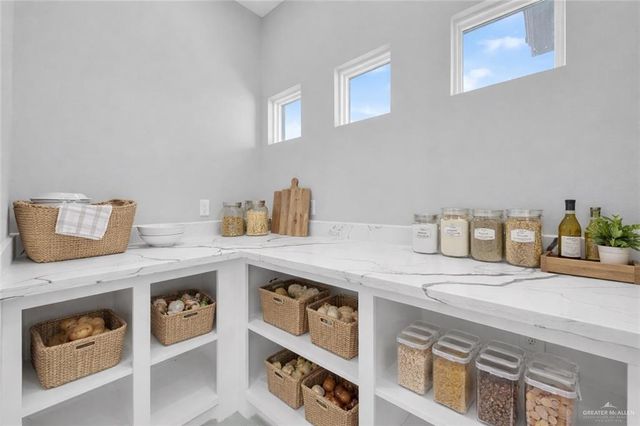 8110 N 49th Lane, Mcallen, TX 78504