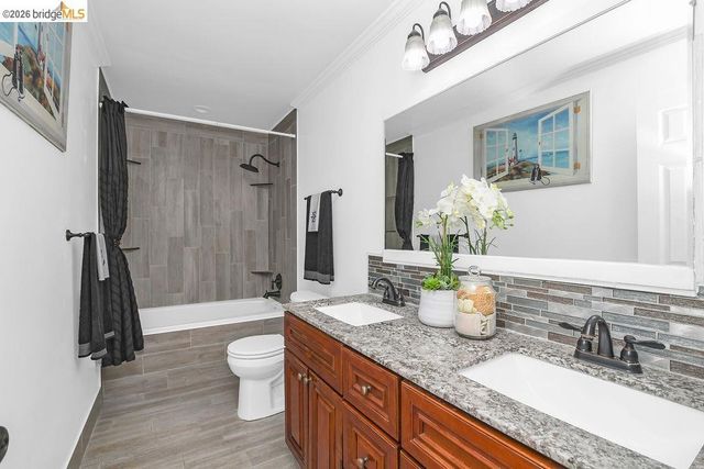 5108 Sandmound Blvd, Oakley, CA 94561