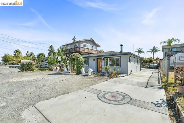 5108 Sandmound Blvd, Oakley, CA 94561