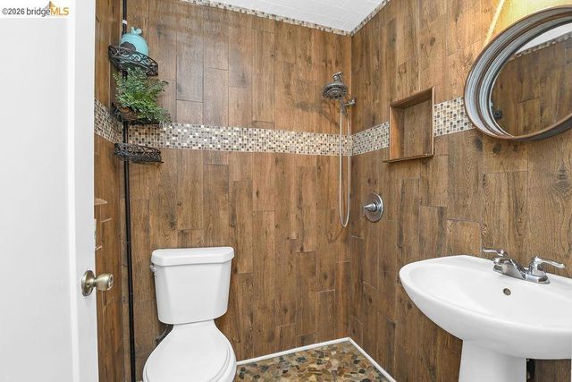 5108 Sandmound Blvd, Oakley, CA 94561