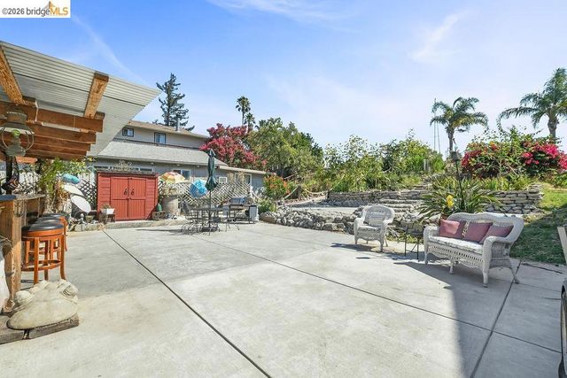 5108 Sandmound Blvd, Oakley, CA 94561