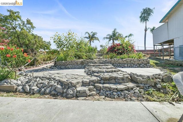 5108 Sandmound Blvd, Oakley, CA 94561