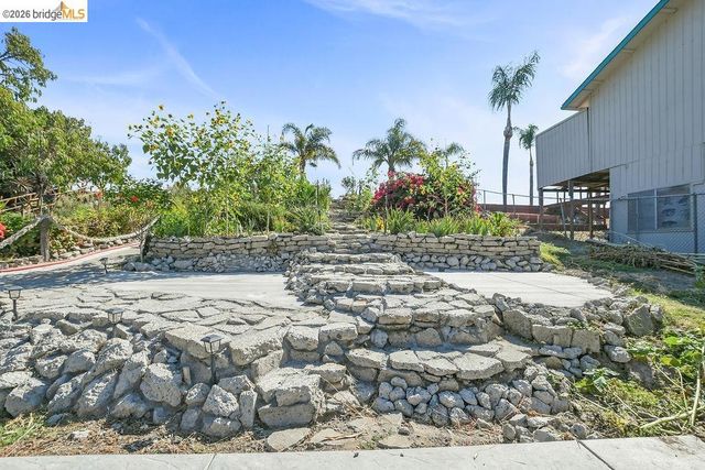 5108 Sandmound Blvd, Oakley, CA 94561