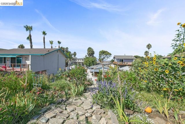 5108 Sandmound Blvd, Oakley, CA 94561