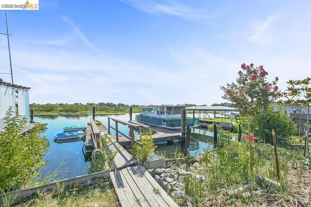 5108 Sandmound Blvd, Oakley, CA 94561
