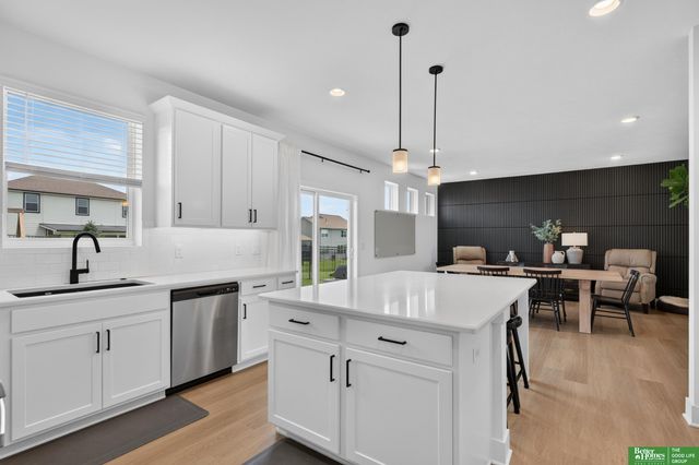 12103 S 208th Avenue, Gretna, NE 68028