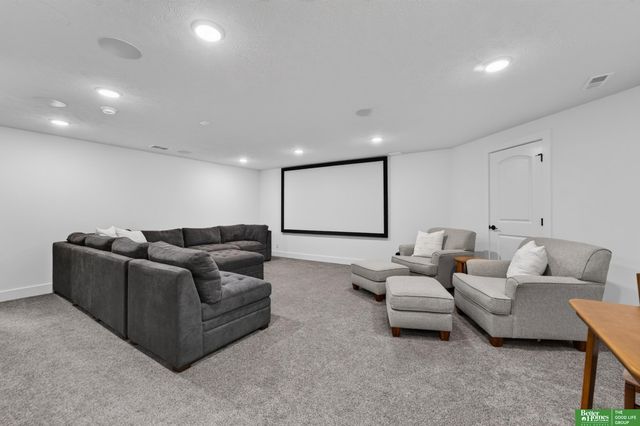 12103 S 208th Avenue, Gretna, NE 68028