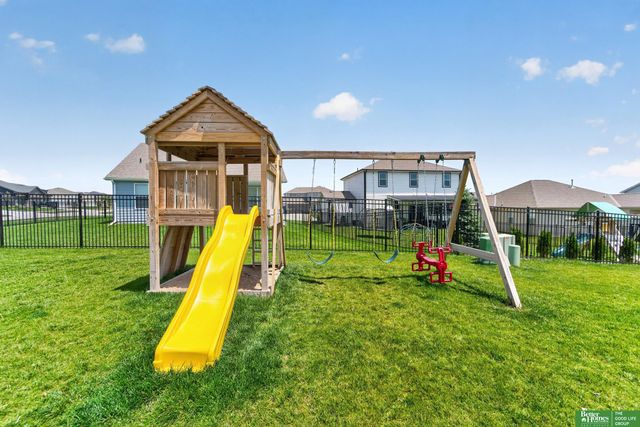 12103 S 208th Avenue, Gretna, NE 68028