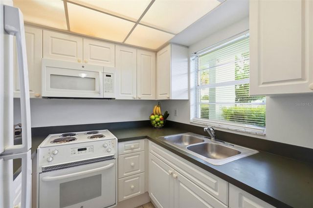 4506 3RD STREET CIRCLE W 256, Bradenton, FL 34207