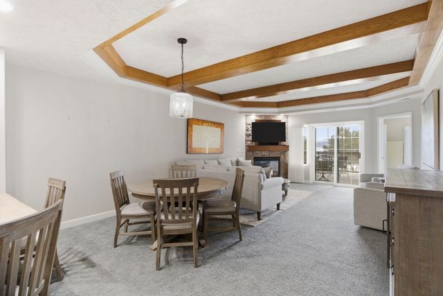 250 Lakewood Drive 6209, Hollister, MO 65672