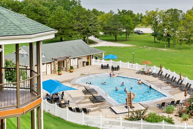 250 Lakewood Drive 6209, Hollister, MO 65672