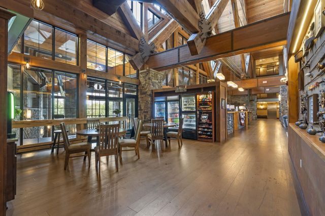 250 Lakewood Drive 6209, Hollister, MO 65672