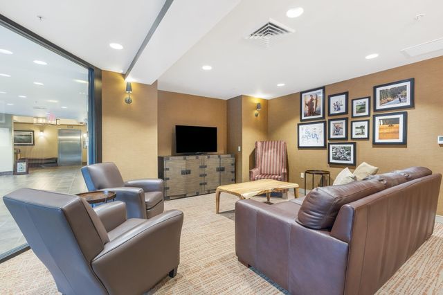 250 Lakewood Drive 6209, Hollister, MO 65672