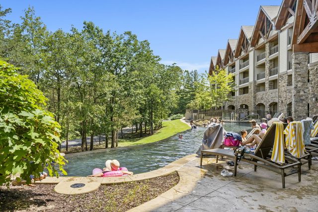 250 Lakewood Drive 6209, Hollister, MO 65672