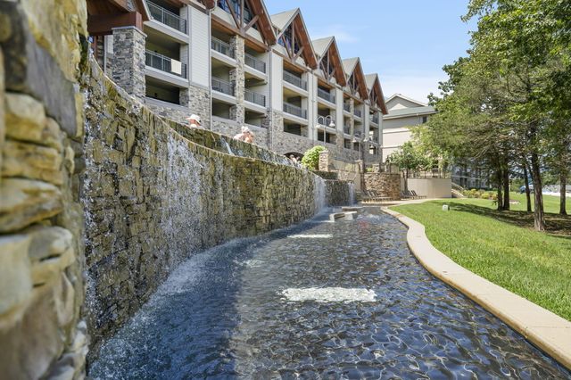 250 Lakewood Drive 6209, Hollister, MO 65672