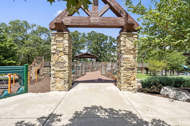 250 Lakewood Drive 6209, Hollister, MO 65672