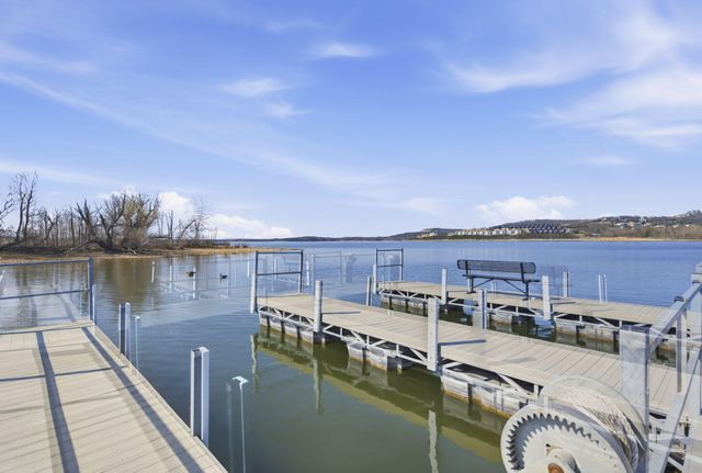 250 Lakewood Drive 6209, Hollister, MO 65672