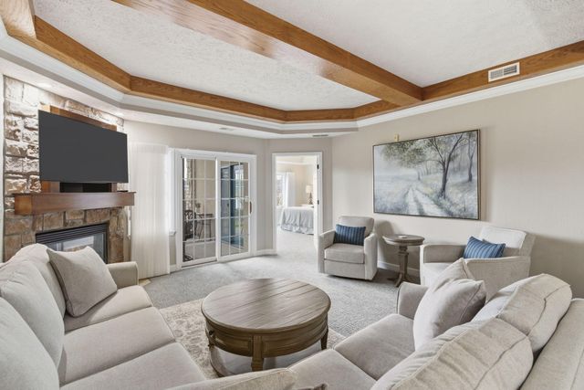 250 Lakewood Drive 6209, Hollister, MO 65672