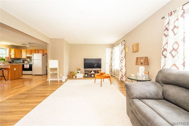 3 Greenwood Circle, North Tonawanda, NY 14120