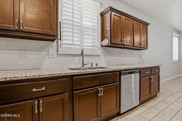 6124 HIDDEN ROW Avenue, El Paso, TX 79924