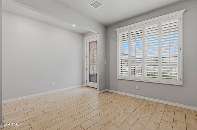 6124 HIDDEN ROW Avenue, El Paso, TX 79924