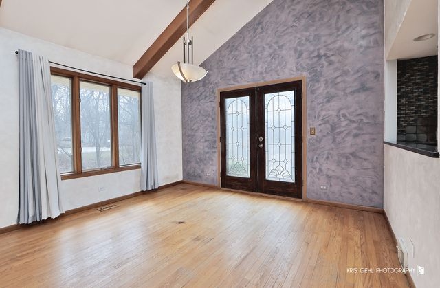 1191 Hunters Lane, Libertyville, IL 60048