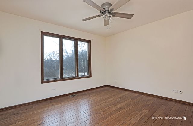 1191 Hunters Lane, Libertyville, IL 60048