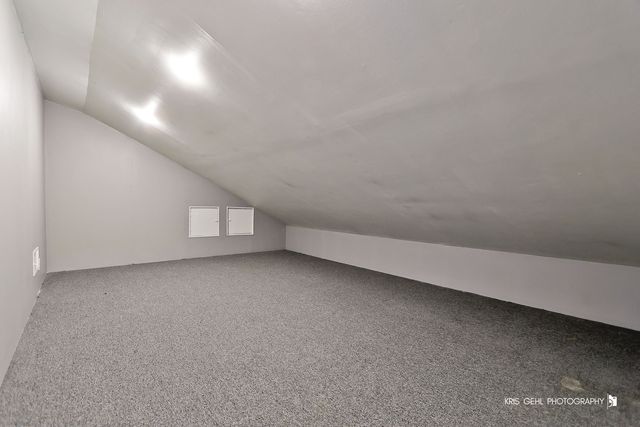 1191 Hunters Lane, Libertyville, IL 60048