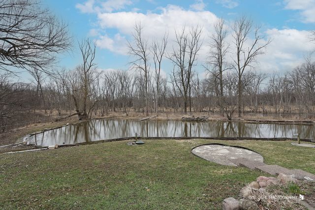 1191 Hunters Lane, Libertyville, IL 60048