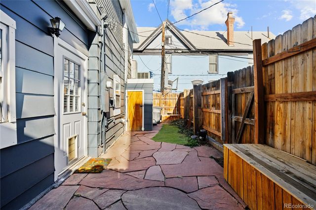 1414 N Clarkson Street, Denver, CO 80218