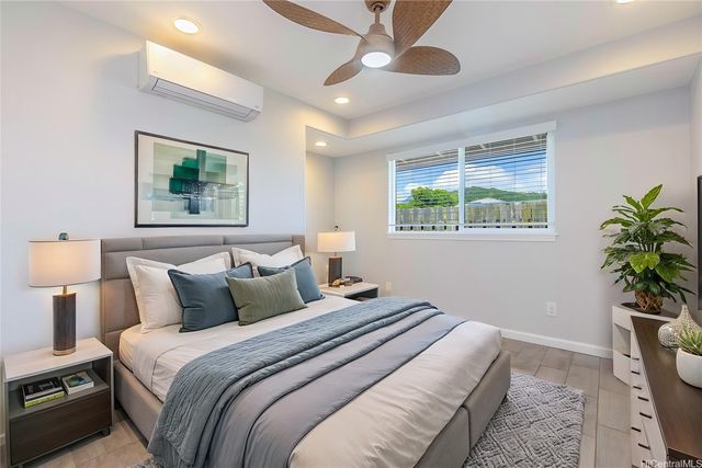 558 Ulumu Street, Kailua, HI 96734