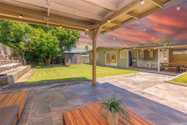 558 Ulumu Street, Kailua, HI 96734
