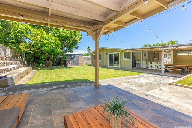 558 Ulumu Street, Kailua, HI 96734