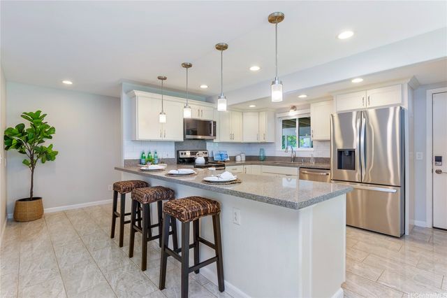 558 Ulumu Street, Kailua, HI 96734
