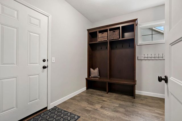 17163 Hollyhock Court, Lakeville, MN 55044