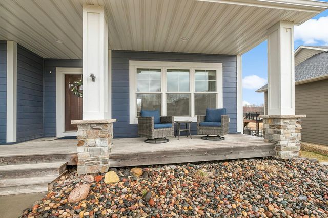 17163 Hollyhock Court, Lakeville, MN 55044