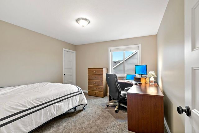 17163 Hollyhock Court, Lakeville, MN 55044