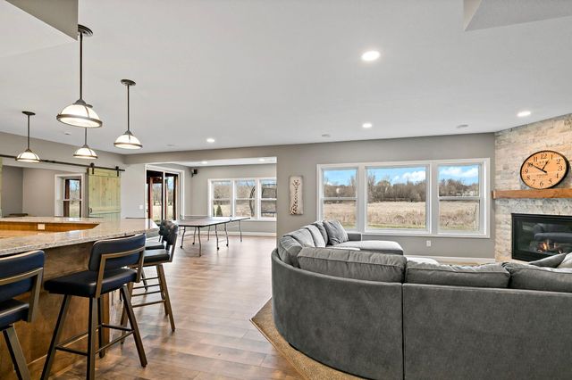 17163 Hollyhock Court, Lakeville, MN 55044