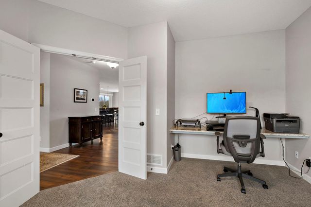 17163 Hollyhock Court, Lakeville, MN 55044