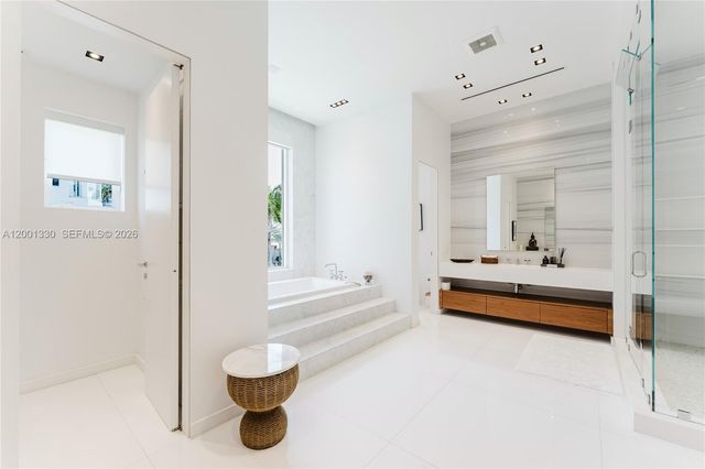 3916 Island Estates Dr, Aventura, FL 33160