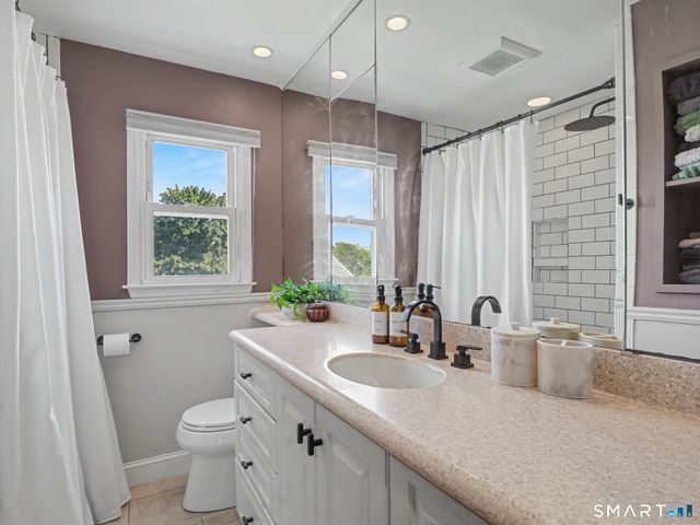 39 Walter Avenue, Norwalk, CT 06851